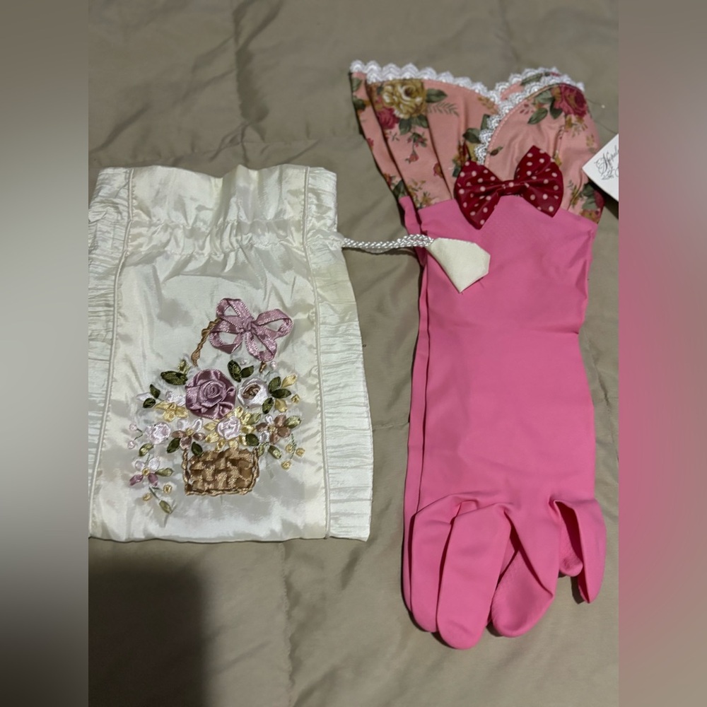 Plastic gloves with a really nice bag